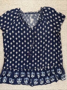 St. John's Bay Navy and White Printed Peasant Top Size L